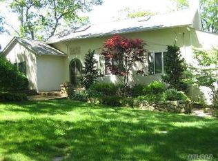 3490 Vanston Rd, Cutchogue, NY 11935