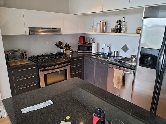 3rd image of 114 Troutman St APT 422