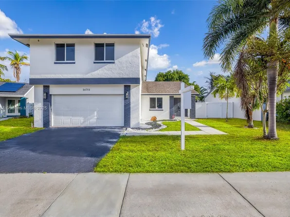 14751 Cedar Creek Pl, Davie, FL 33325
