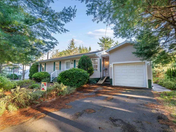 952 Mary Ave, Centreville, NS B0P 1J0
