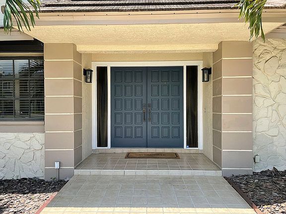 3rd image of 6210 Fairway Bay Blvd S