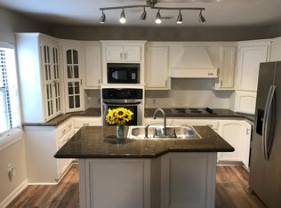 306 N 9th Ave, Edinburg, TX 78541