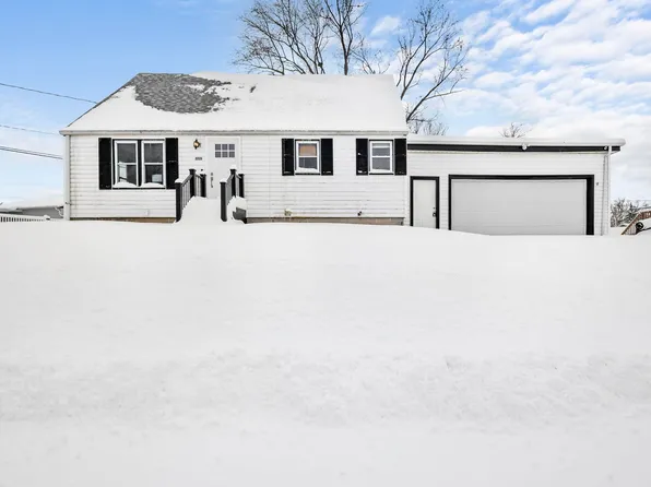 2221 Kellogg Ave, Janesville, WI 53546