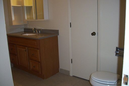 4th image of 2411 55th St APT A