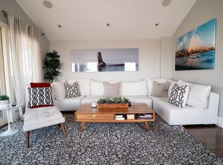 1112 11th St, Hermosa Beach, CA 90254