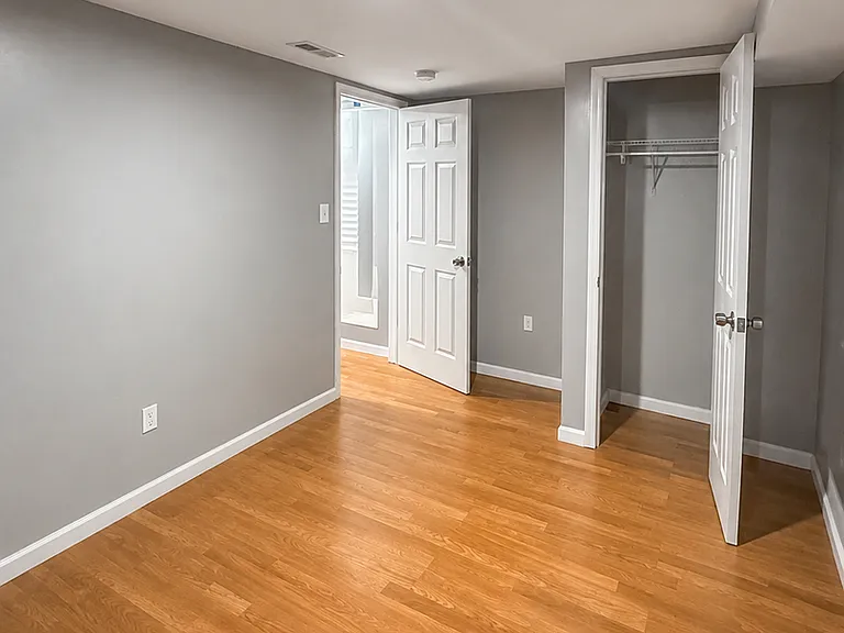 4408 Asbury Ave — Photo 10