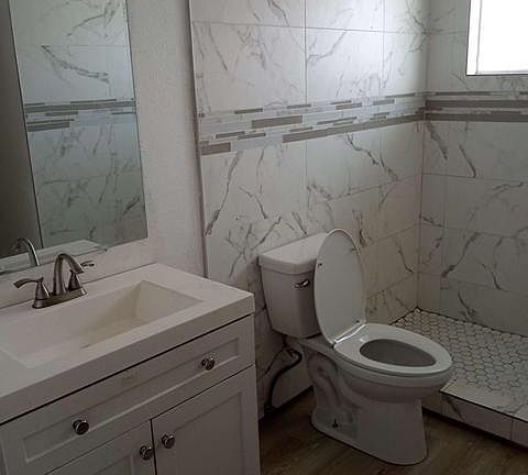 5th image of 3605 W BETHANY HOME Road #13