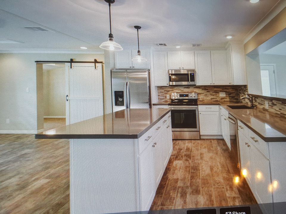 2nd image of 4342 E Montecito Ave