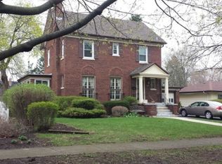 510 S Summit St, Wheaton, IL 60187