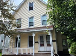 9 Park Pl #1, Middletown, CT 06457