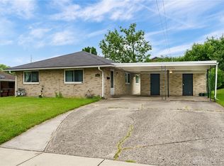 915 Sharon Dr, Lebanon, OH 45036