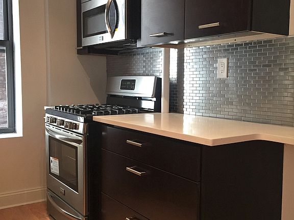 4th image of 305 Ocean Ave #1