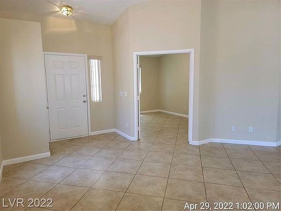 5th image of 824 Harp Way