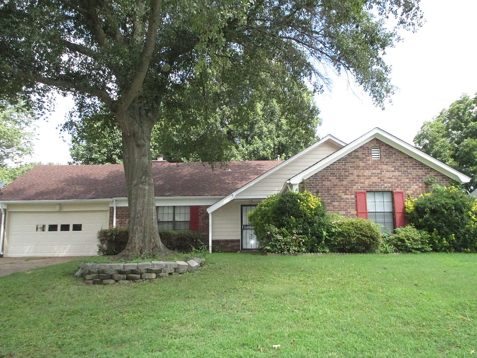 746722_Front_08112015