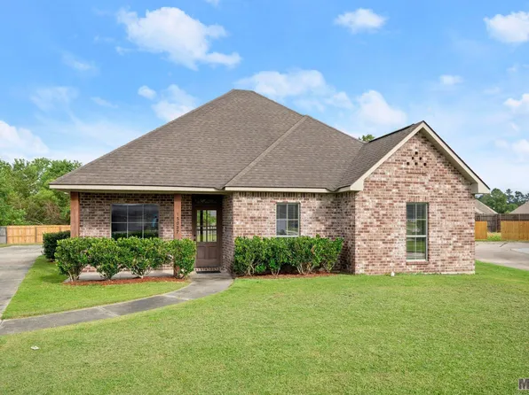 15037 Coldwater Dr, Walker, LA 70785
