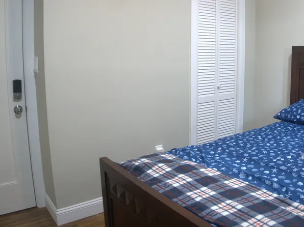 (undisclosed Address), West Babylon, NY 11704