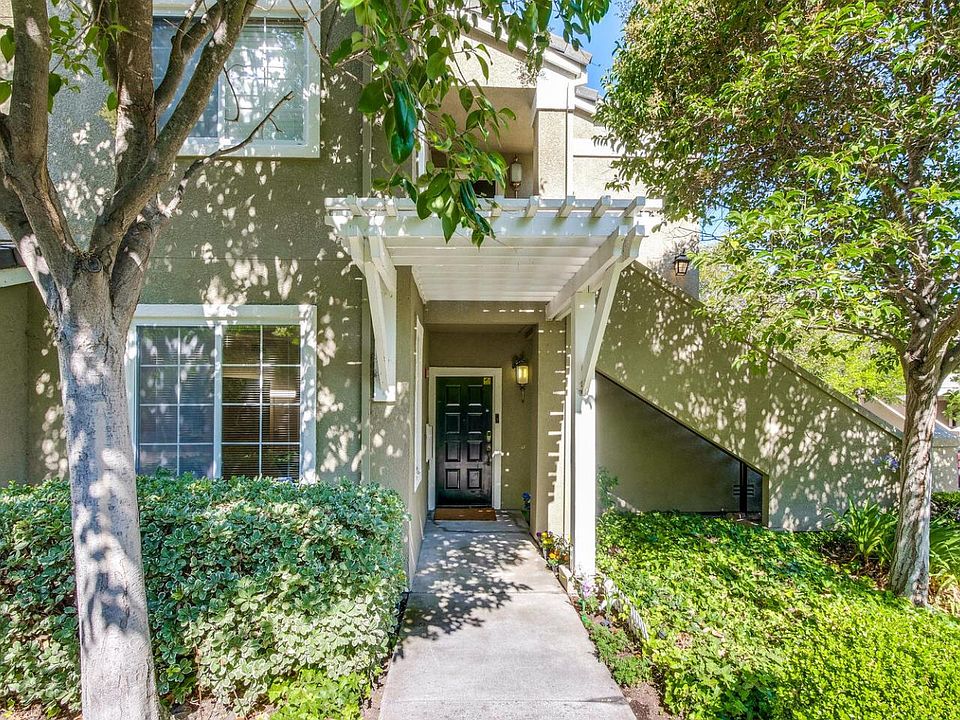 1st image of 5975 Lake Hennessy Ct