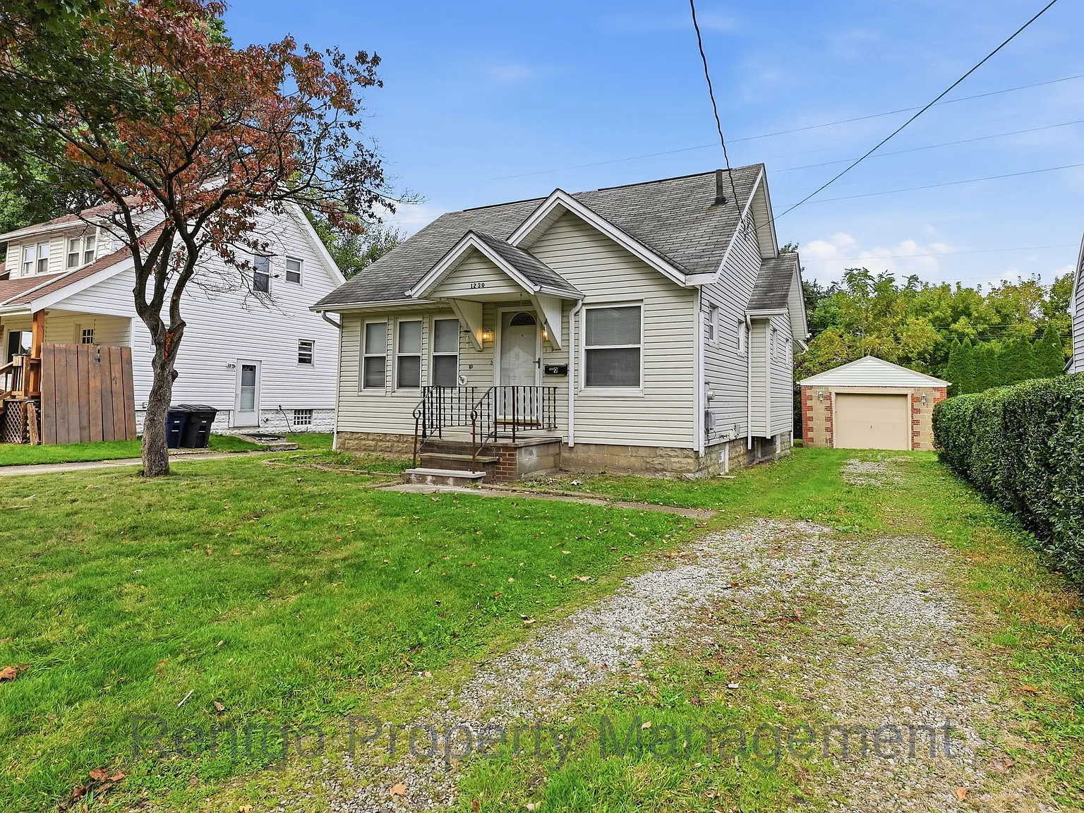 2 bed, 864 sqft, $1,200 — Photo 2