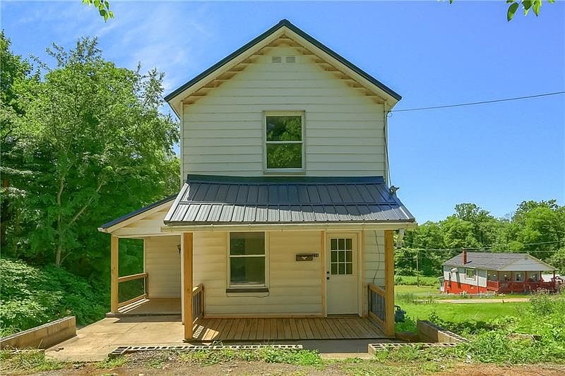 216 14th St, Ellwood City, PA 16117 Zillow