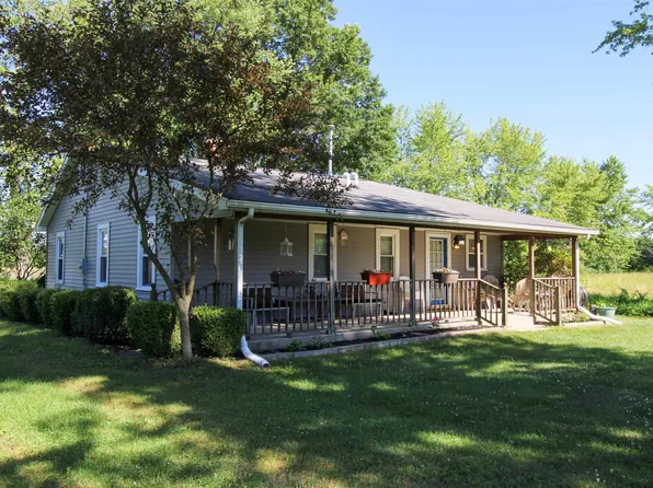 1835 S 350 E, Knox, IN 46534