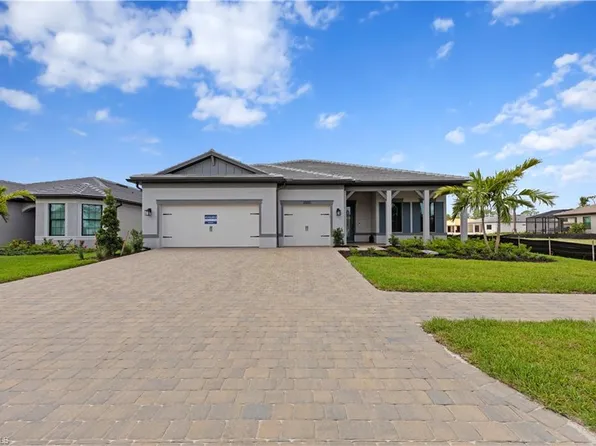 2090 Don Benito WAY, NAPLES, FL 34120