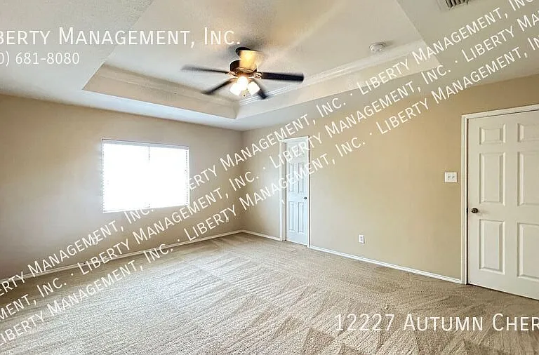 12227 Autumn Cherry — Photo 26