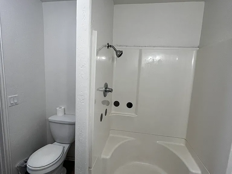 1030 Joy Ln — Photo 19
