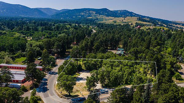 1st image of 3 Fish Hatchery Rd