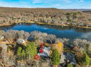 30 Kitchell Lake Dr, West Milford, NJ 07480