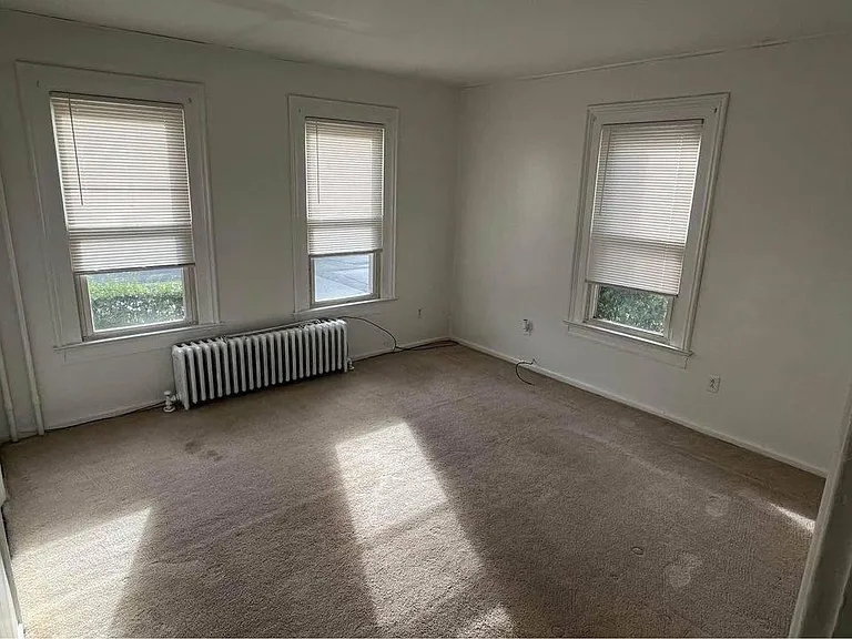 11 Madison Ave #1 — Photo 5
