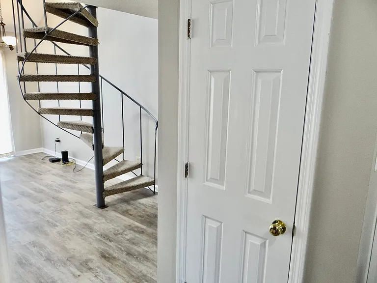 200 Deer Creek Rd #F — Photo 16