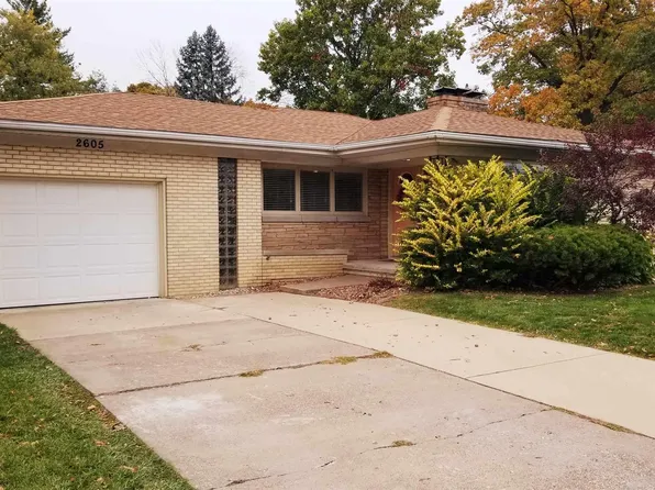 2605 7th St, East Moline, IL 61244