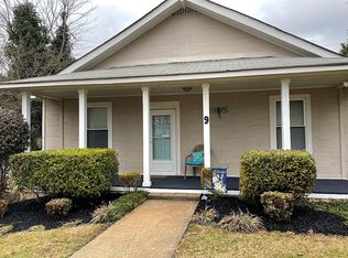 9 Circle St #77, Travelers Rest, SC 29690