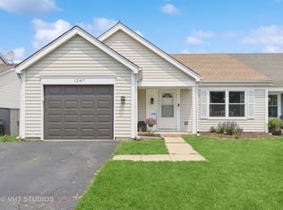 1247 Trinity Dr, Carol Stream, IL 60188