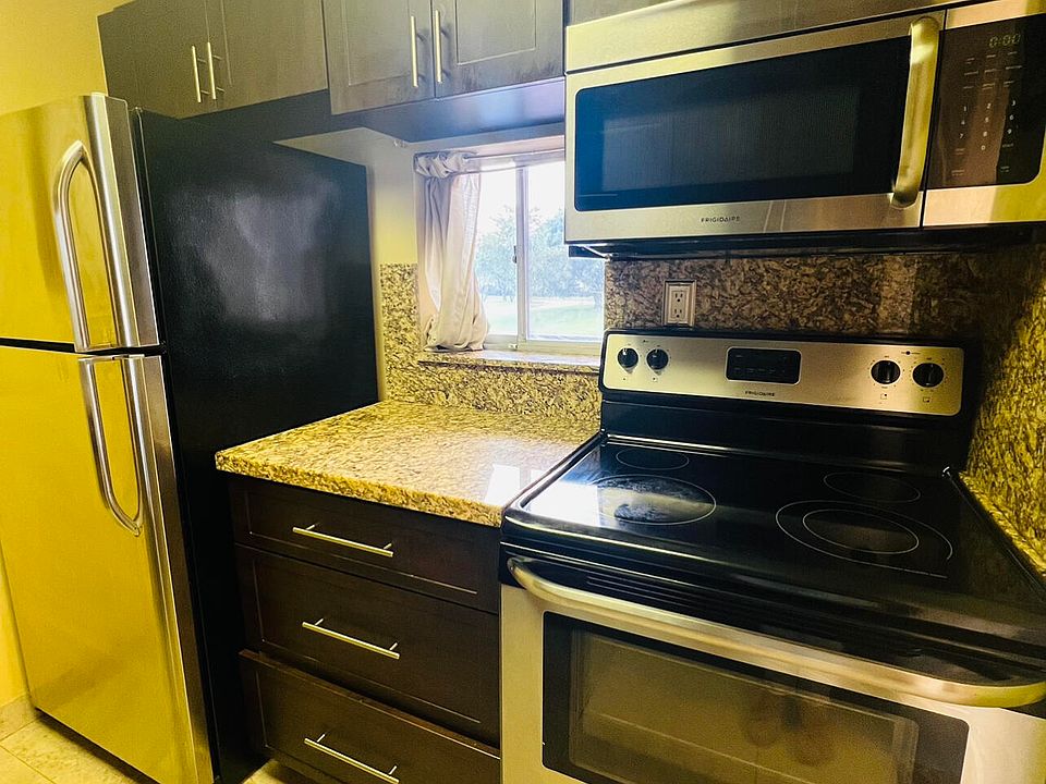 1st image of 7920 Nw 50th St. #201