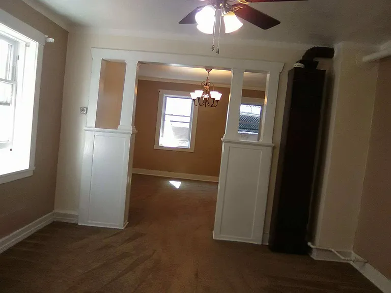 3011 S Arch St — Photo 6