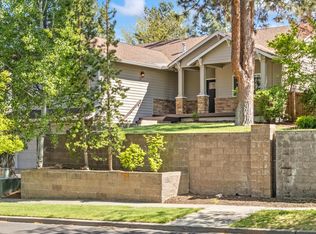 19951 Cliffrose Dr, Bend, OR 97702