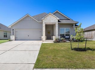 107 Nathaniel Dr, Taylor, TX 76574