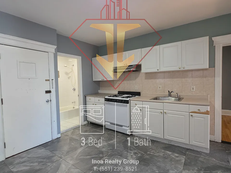 66 W 18th St #2R