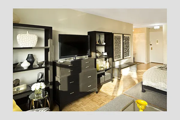 Rented by Stribling | media 12