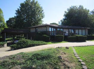 18600 E 2028th Rd, Dadeville, MO 65635