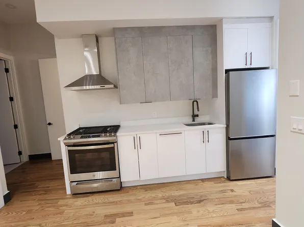 604 Palisade Avenue image 2 of 10