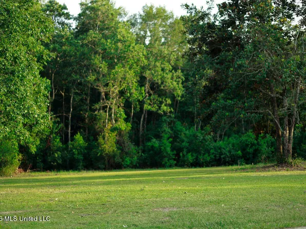 Carmel Oaks Dr Lot 17, Biloxi, MS 39532