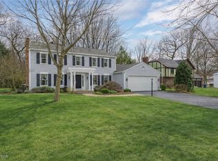 6860 Cliffside Dr, Vermilion, OH 44089