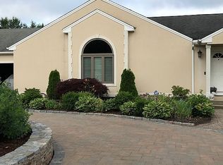 120 Rock Rd, North Haven, CT 06473