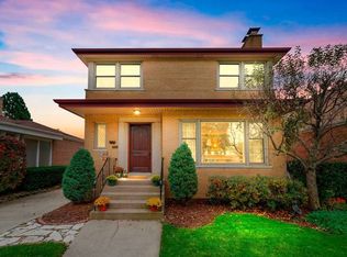 3551 W 98th St, Evergreen Park, IL