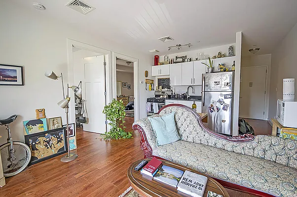 Rented by Level Group | media 2