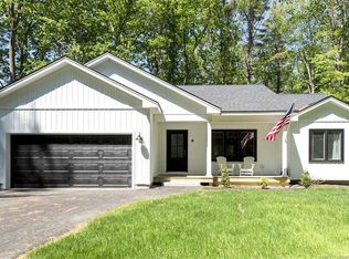 178 Creek Bend Dr, Vass, NC 28394