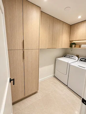 2701 SW 58th Mnr — Photo 3
