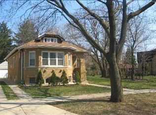 1558 Van Buren St, Des Plaines, IL 60018
